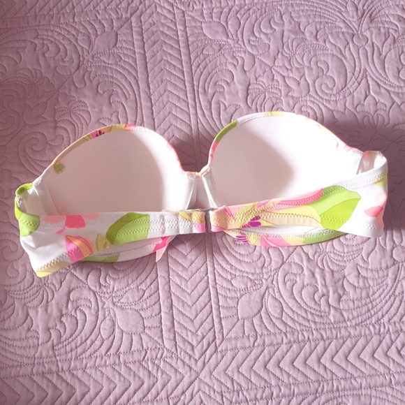 Floral pattern bikini top - Picture 2 of 3